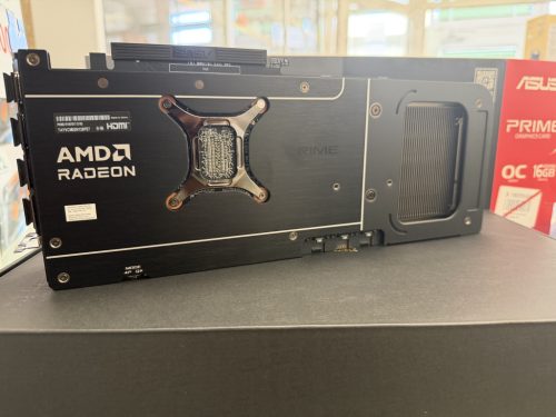 Eladó  Asus Tuf Gaming AMD RX7900XTX 24GB/ 12 hó forgalmazói jótállás