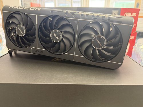 Eladó  Asus Tuf Gaming AMD RX7900XTX 24GB/ 12 hó forgalmazói jótállás