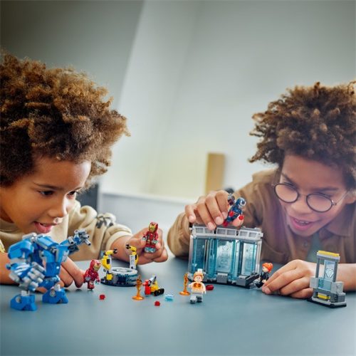 LEGO® | Marvel A Vasember laboratóriuma: páncélcsarnok minifigurákkal 76315