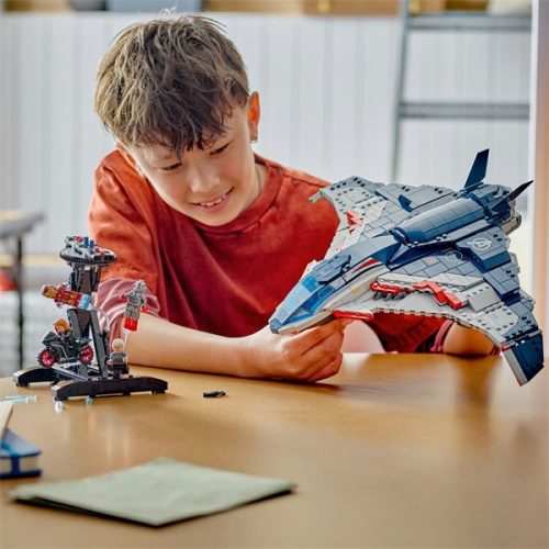 LEGO® | Marvel Bosszúállók: Ultron kora Quinjet, építőkészlet gyerekeknek 76325