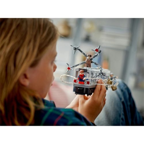 LEGO® | Marvel Pókember és Doc Ock csatája a metrókocsiban, építőjáték 76321