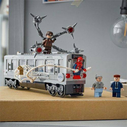 LEGO® | Marvel Pókember és Doc Ock csatája a metrókocsiban, építőjáték 76321