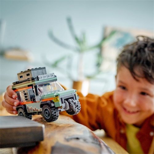 LEGO® City 4x4-es off-road terepjáró, kalandjáték 60447