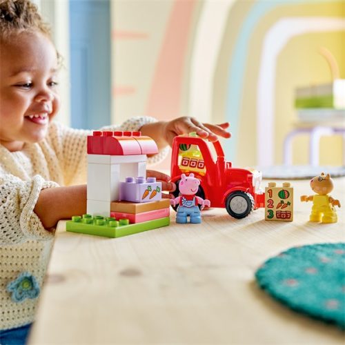LEGO® DUPLO® Peppa malac Traktor és piac építőkészlet 10468