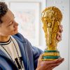 LEGO® Editions A FIFA labdarúgó-világbajnokság™ hivatalos trófeája 43020