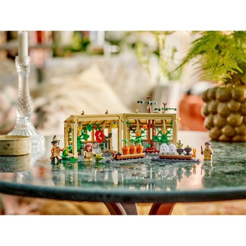 LEGO® Harry Potter™ Roxfort™ kastély: Gyógynövénytanóra, varázslóajándék 76445