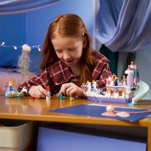 LEGO® | Disney Princess Ariel esküvői hajója 43299