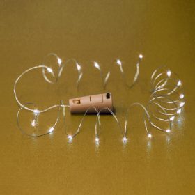 Home MLD 20/WW micro LED-es fényfüzér, 2 m / 20 db melegfehér micro LED, állófényű, átlátszó vezeték, gombelemes, dugó alakú elemtartó, beltéri kivitel   Home MLD 20/WW micro LED-es fényfüzér, 2 m / 20 db melegfehér micro LED, állófényű, átlátszó vezeték, gombelemes, dugó alakú elemtartó, beltéri kivitel