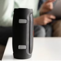 Bluetooth hangszóró / hangprojektor