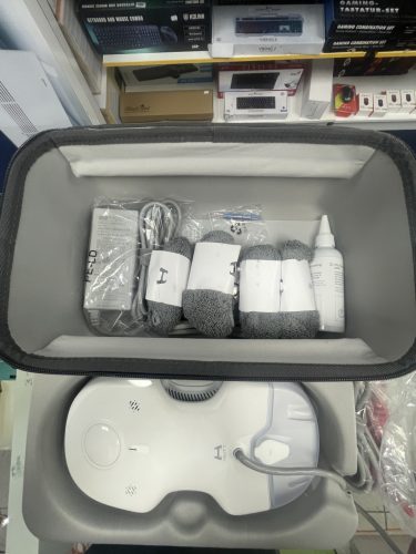 Hutt C6 ablaktisztító robot / 12 hó jótállás