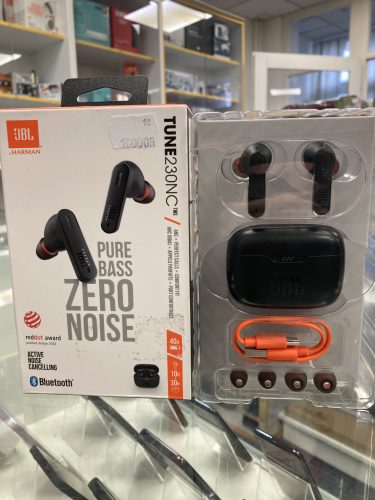 Használt Jbl Tune 230NC bluetooth fülhallgató / 12 hó működési garancia