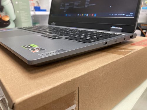 Lenovo LOQ Gamer Laptop / 24 hónap jótállás