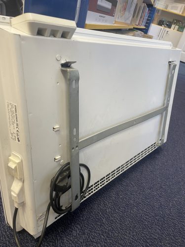 Stiebel Eltron CNS 200 Trend elektromos fali konvektor IP24 / 12 hó jótállás